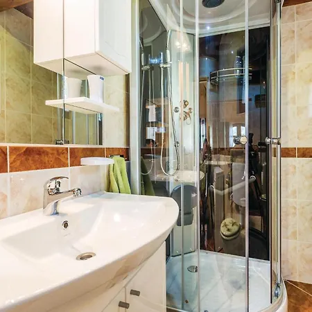 Beautiful In With Kitchen * Lovran